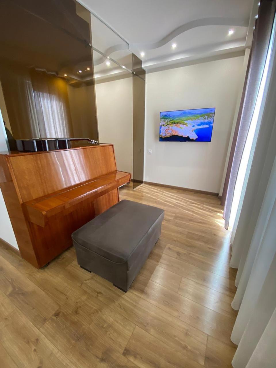 Apartment - "Exclusive" Tbilisi Ngoại thất bức ảnh